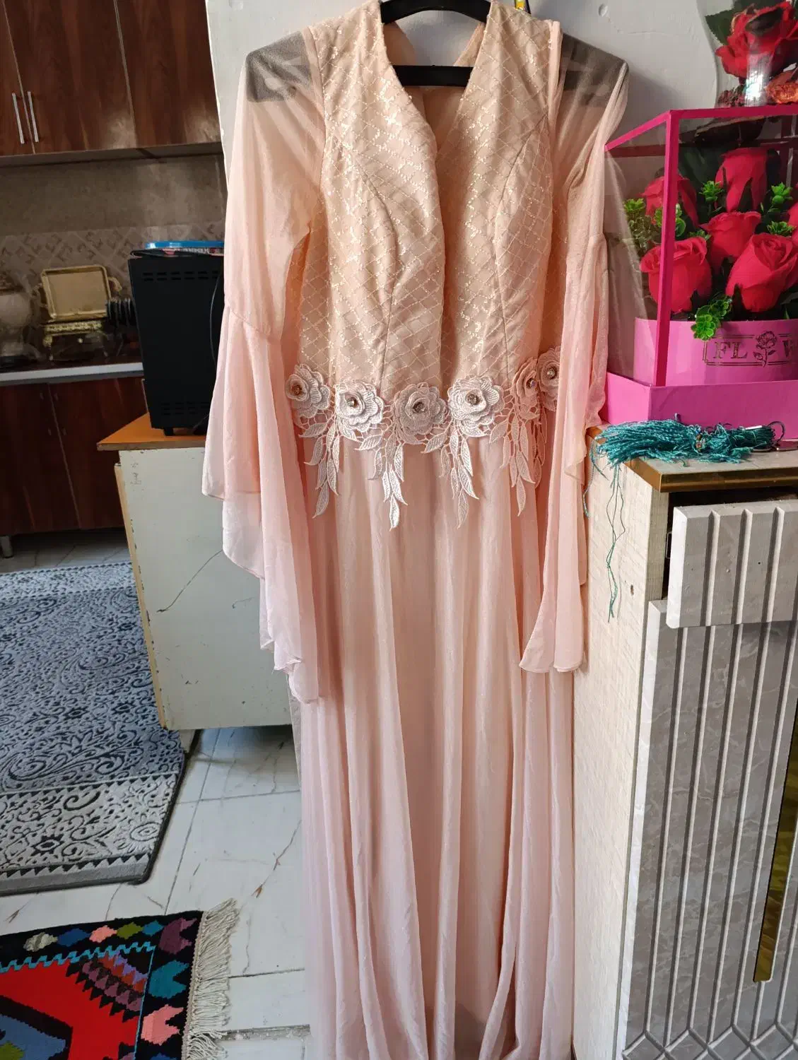 لباس مجلسی|لباس|محمدشهر, علی آباد گونه|دیوار