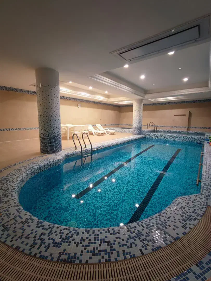 زعفرانیه سازه کلاسیک ۱۸۰ متر ۳ خواب + ۴ پارکینگ