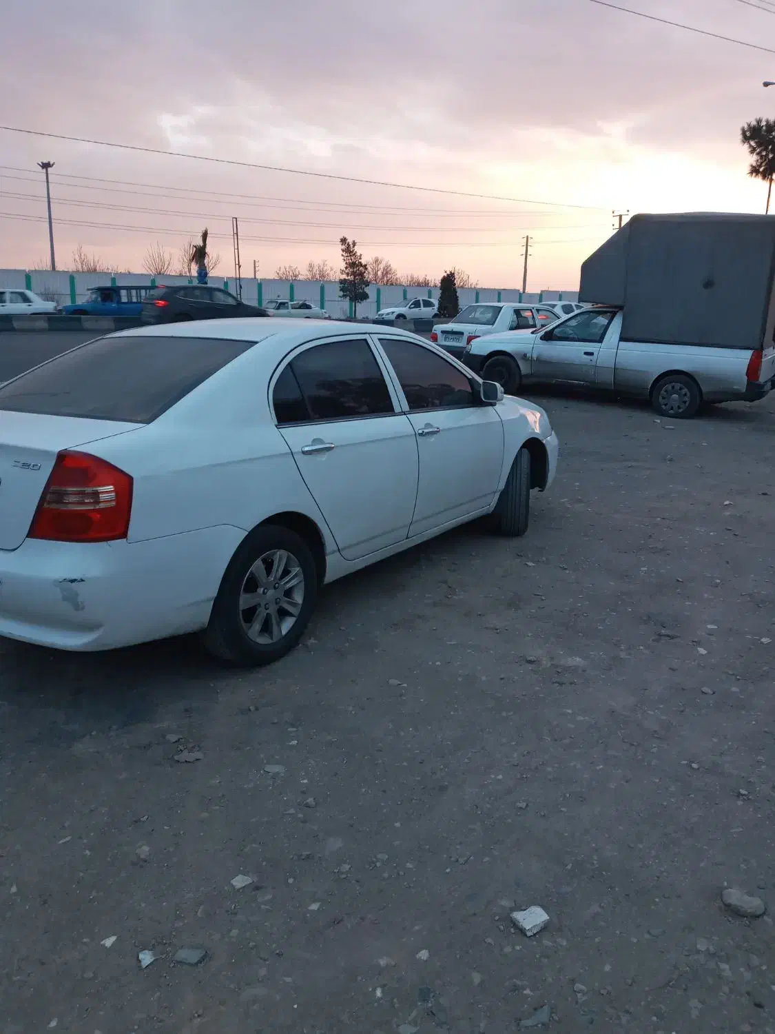 لیفان ۶۲۰ ۱۶۰۰|خودرو سواری و وانت|باقرشهر, |دیوار