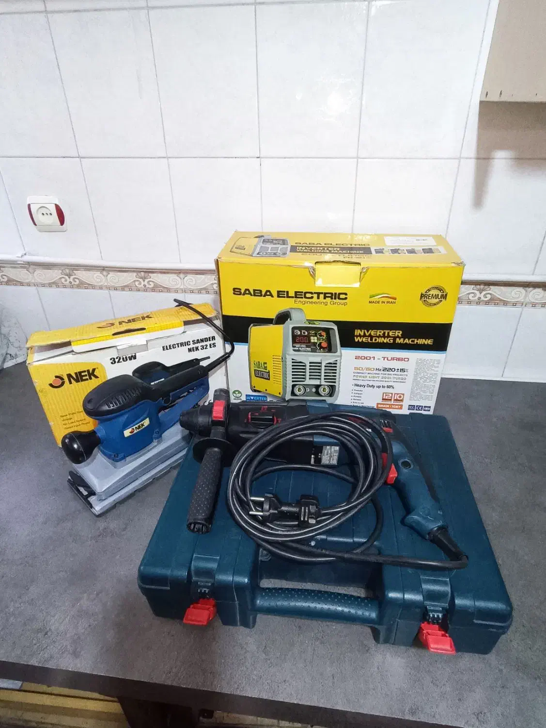 ابزار برقی ،ابزار دستی ،اتصالات،کلیدپریز،سیم آنتن|ابزارآلات|تبریز, |دیوار