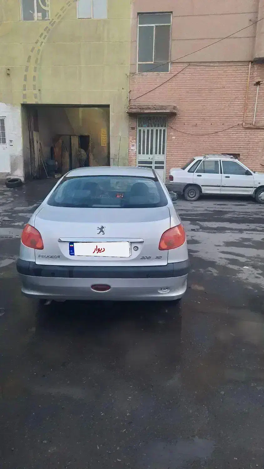 ۲۰۶ صندوقدارV8 مدل ۹۳ تک برگ سند|خودرو سواری و وانت|بیرجند, |دیوار