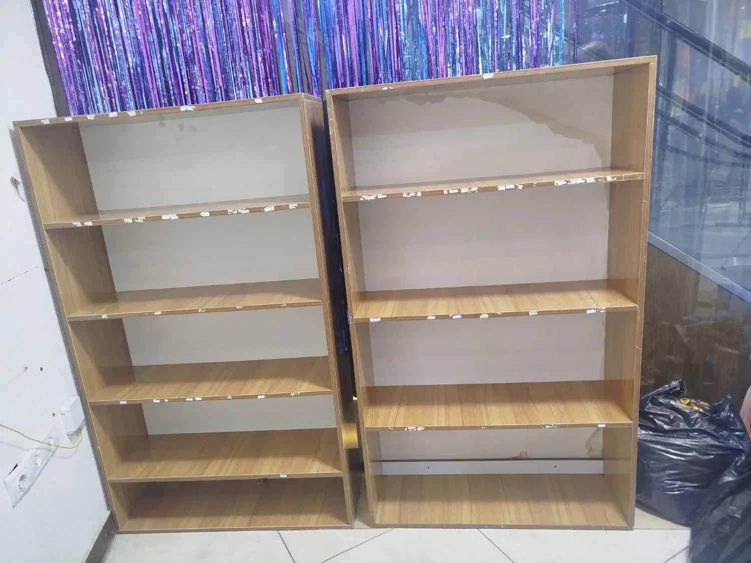 ویترین،قفسه|فروشگاه و مغازه|لاهیجان, انقلاب|دیوار