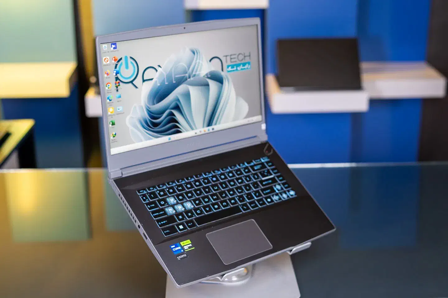 لپ تاپ گیمینگMSI Thin 15 با i7-13620H و6GB RTX4050|رایانه همراه|یزد, |دیوار