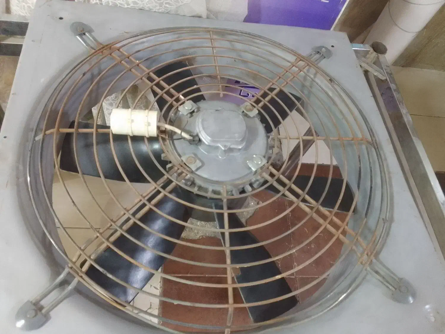 هواکش صنعتی ۷۰در۷۰ بی صدا در حد|پنکه و تصفیهکنندهٔ هوا|اسلامشهر, شهرک انبیا|دیوار