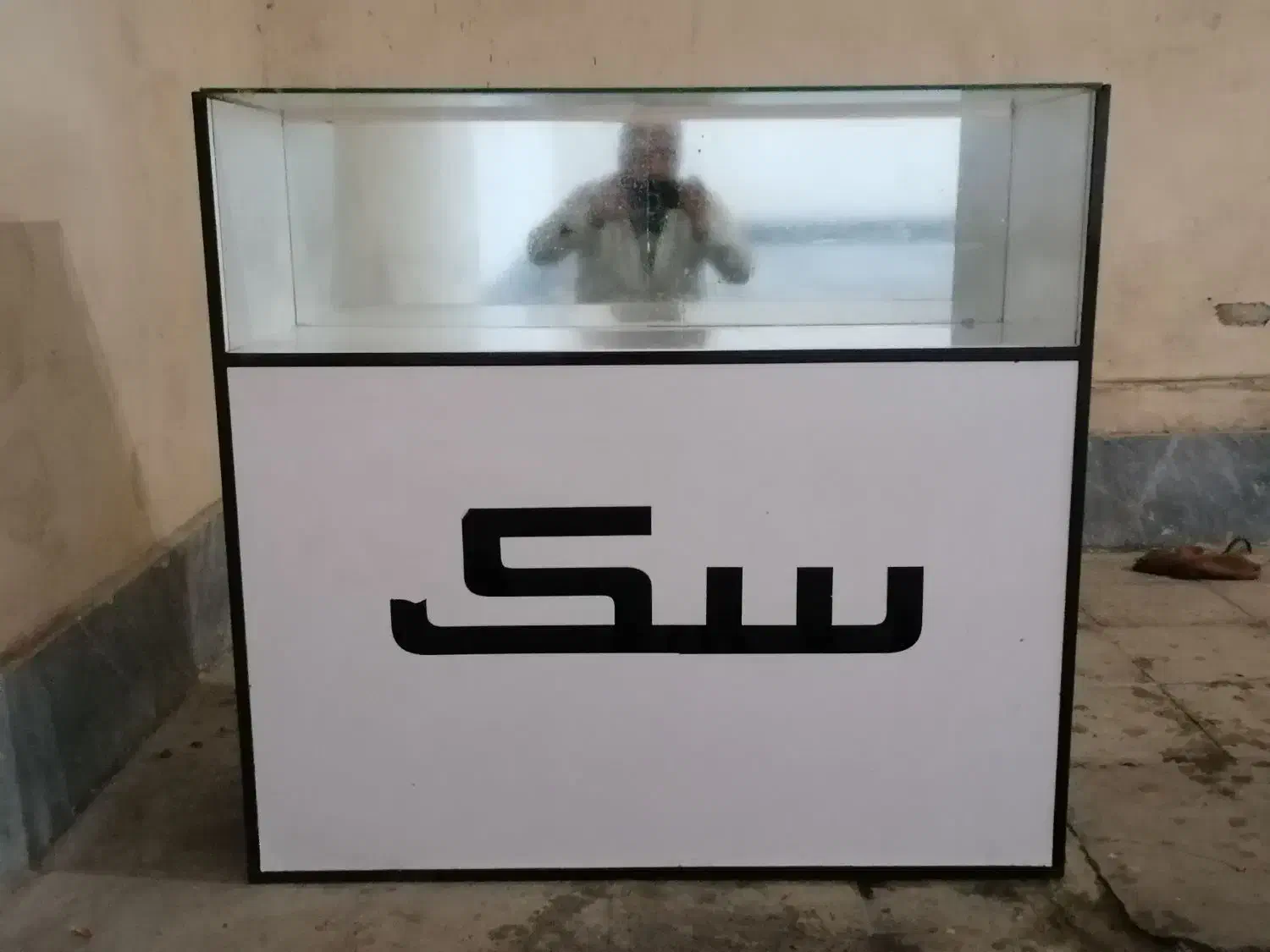 ویترین mdf|فروشگاه و مغازه|اندیشه, اندیشه فاز ۱|دیوار