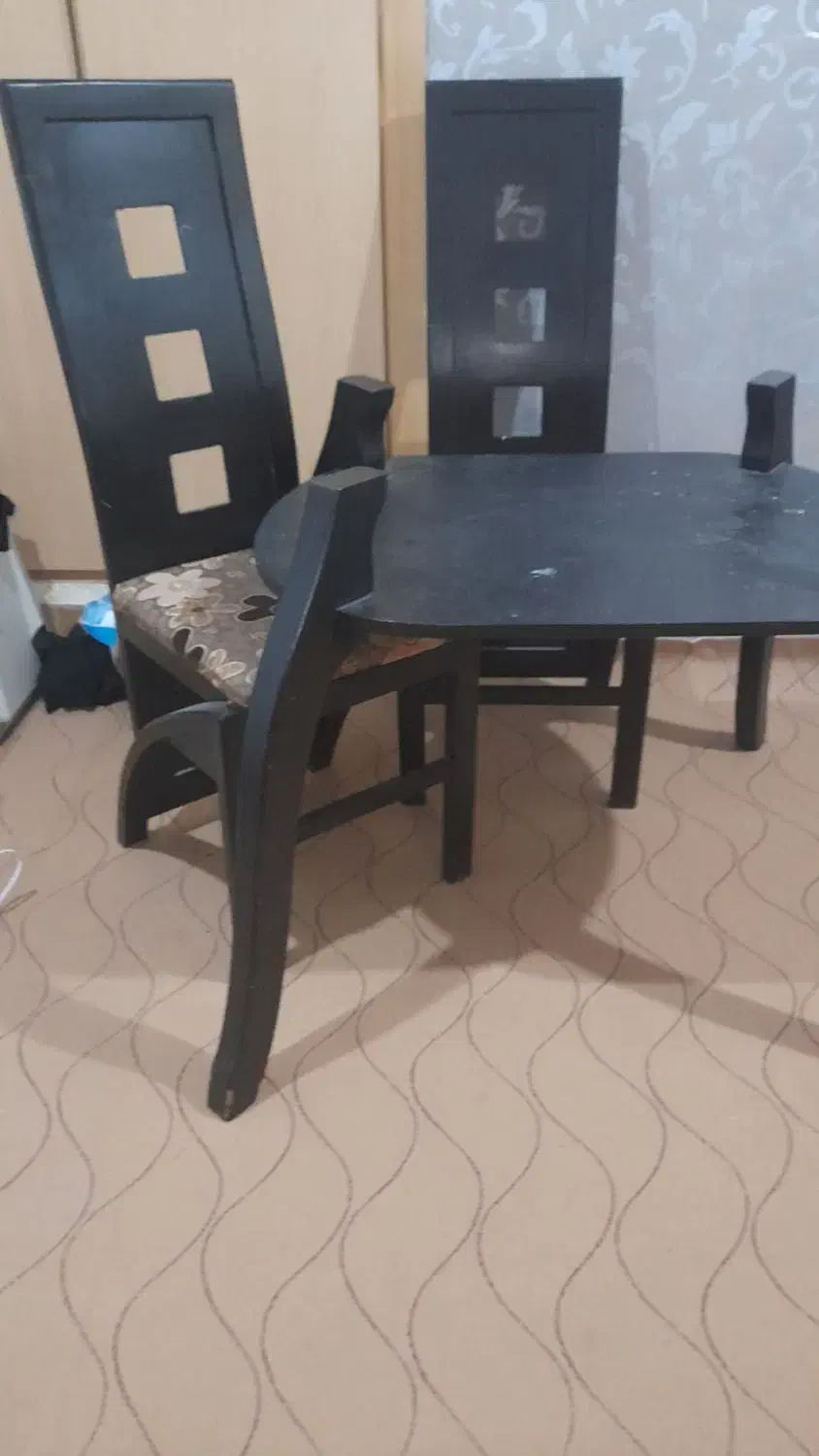 میز غذا خوری|میز و صندلی غذاخوری|بندر دیر, |دیوار