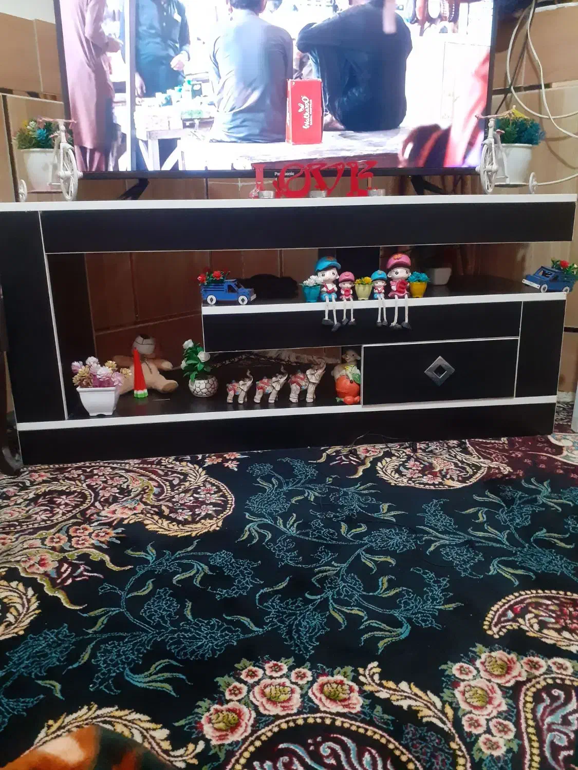 زیر تلویزیون ام|میز تلویزیون|شوشتر, |دیوار