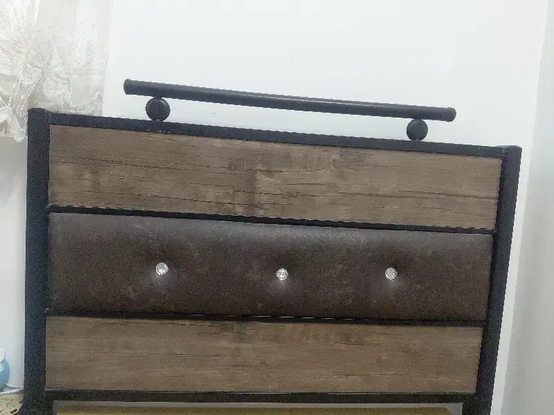 تخت دو طبقه|تخت و سرویس خواب|سبزوار, شرق کال شمالی|دیوار