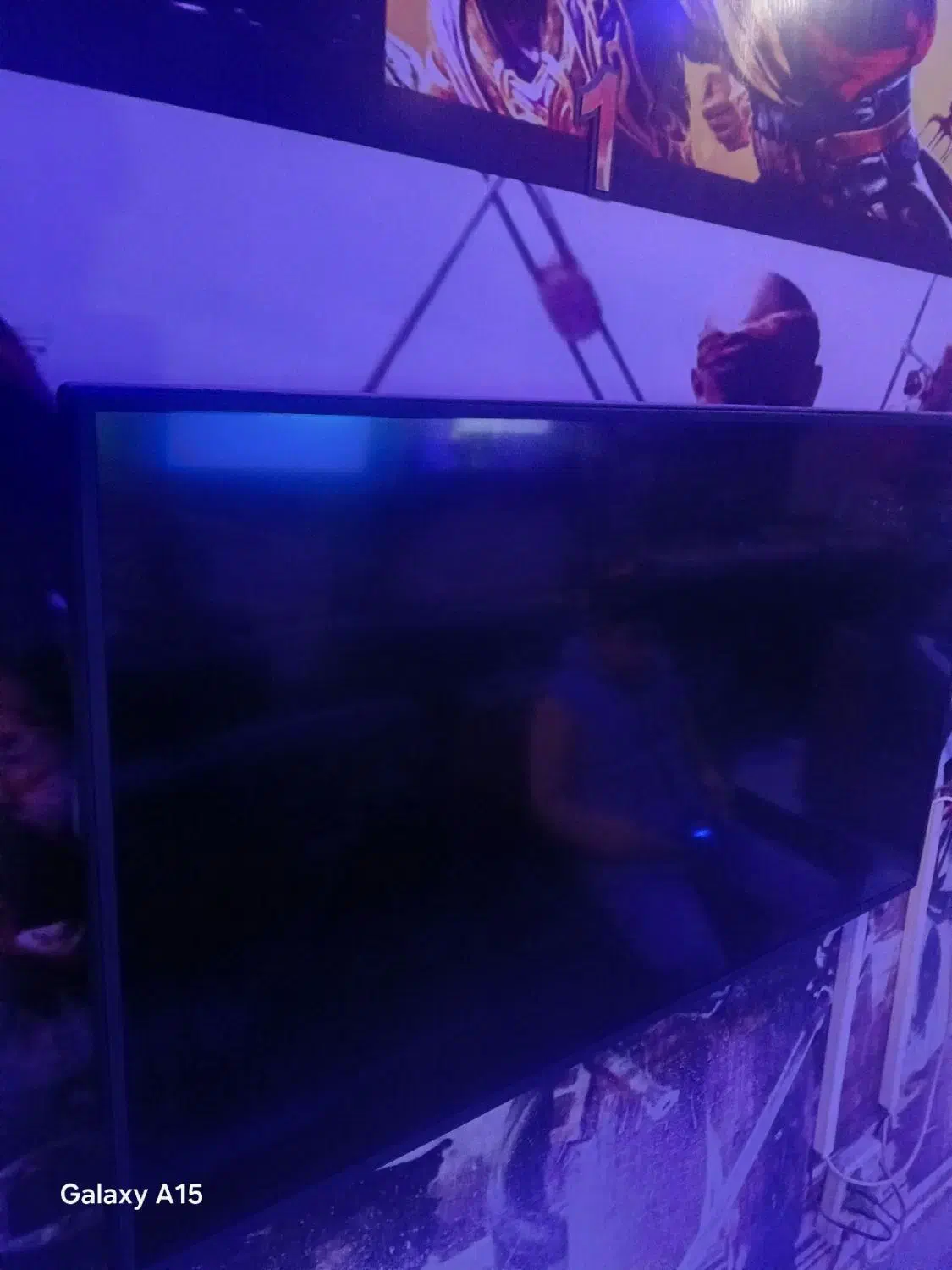 تلویزیون کاملا سالم|تلویزیون و پروژکتور|گلبهار, شهر جدید گلبهار|دیوار