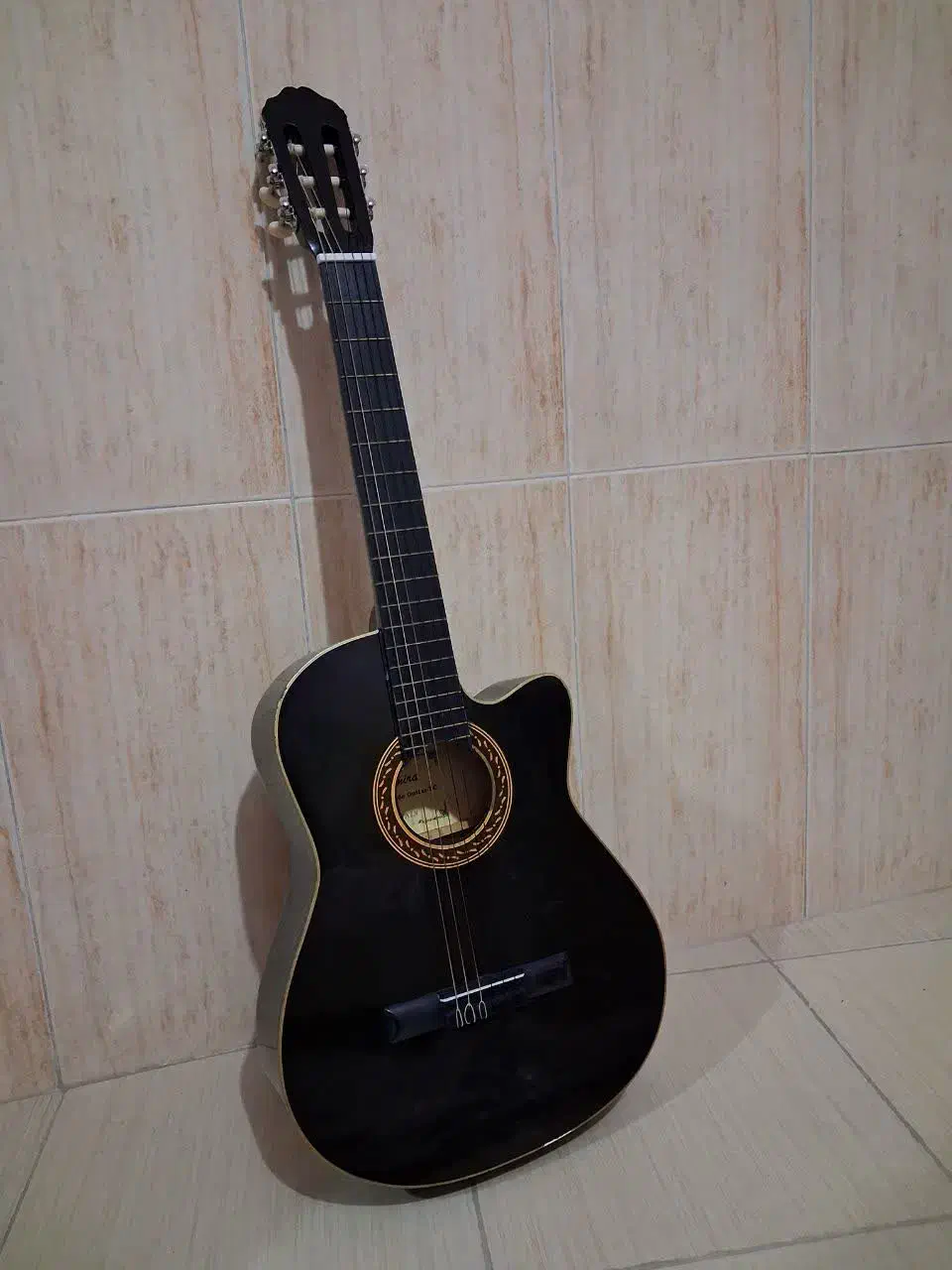 گیتار|گیتار، بیس، امپلیفایر|یزد, |دیوار