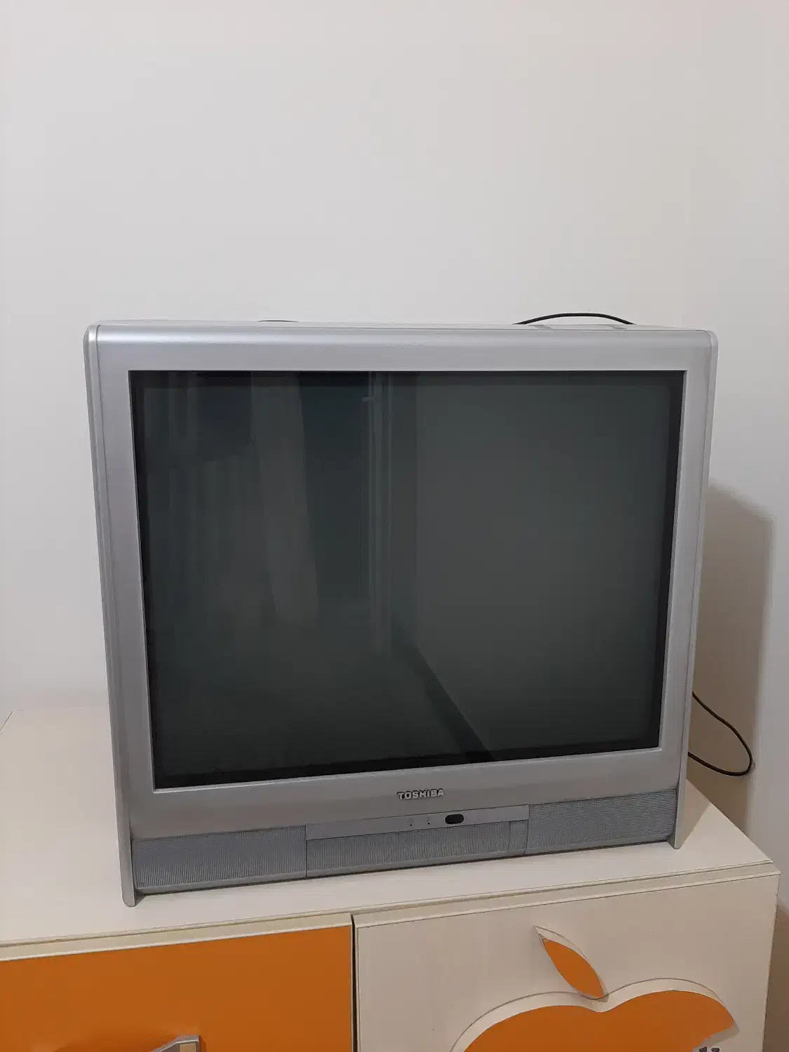 تلویزیون ۲۵ اینچ توشیبا|تلویزیون و پروژکتور|رشت, نیکمرام|دیوار