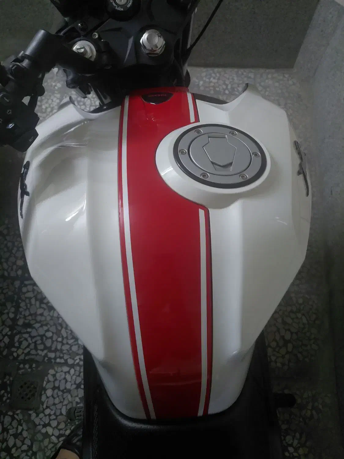 موتور آپاچی ۲۰۰ مدل ۱۴۰۴ نیو فیس|موتورسیکلت|کرج, فاز ۱ مهرشهر|دیوار