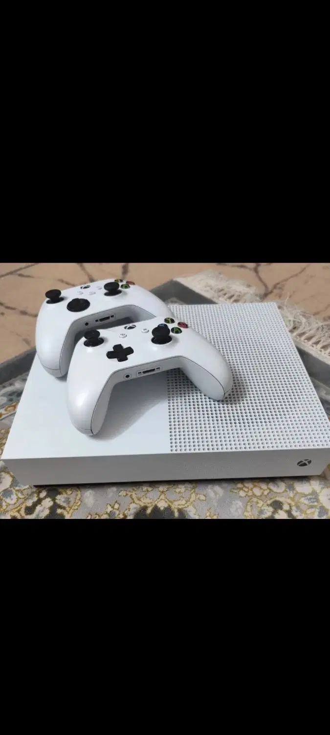 XBOX ONE S 1TB|کنسول، بازی ویدئویی و آنلاین|جهرم, |دیوار