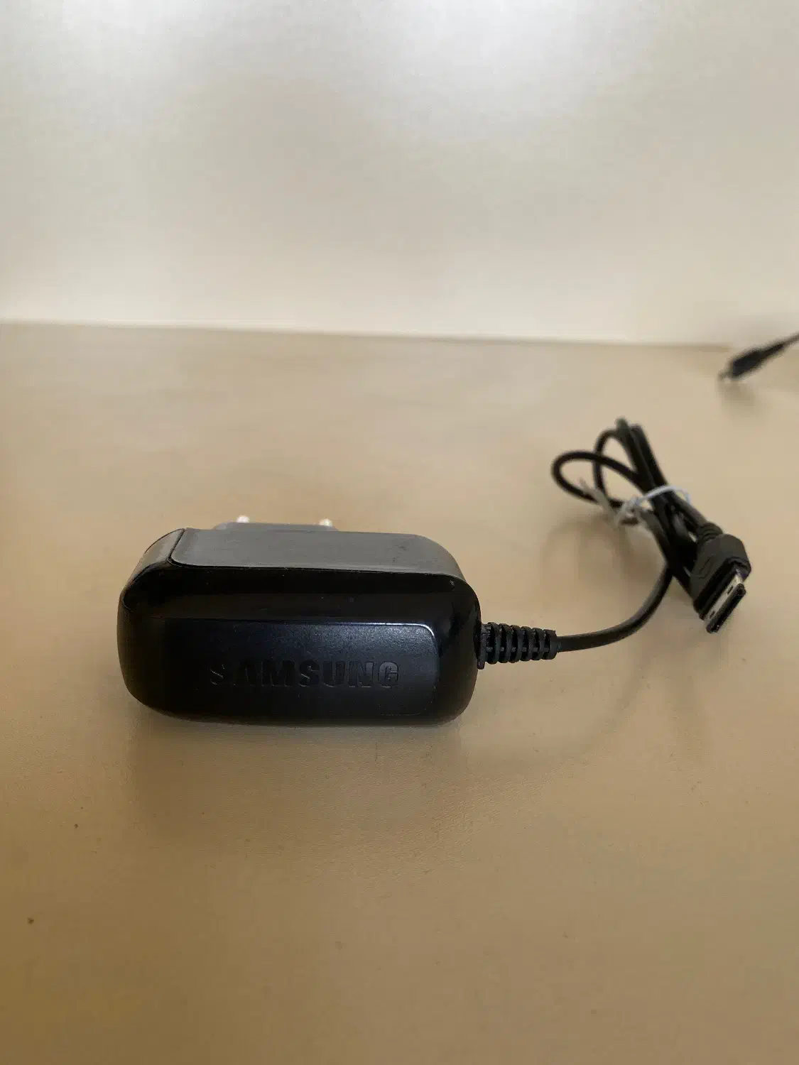 ۳ عددشارژر قدیمی|لوازم جانبی موبایل و تبلت|تبریز, |دیوار