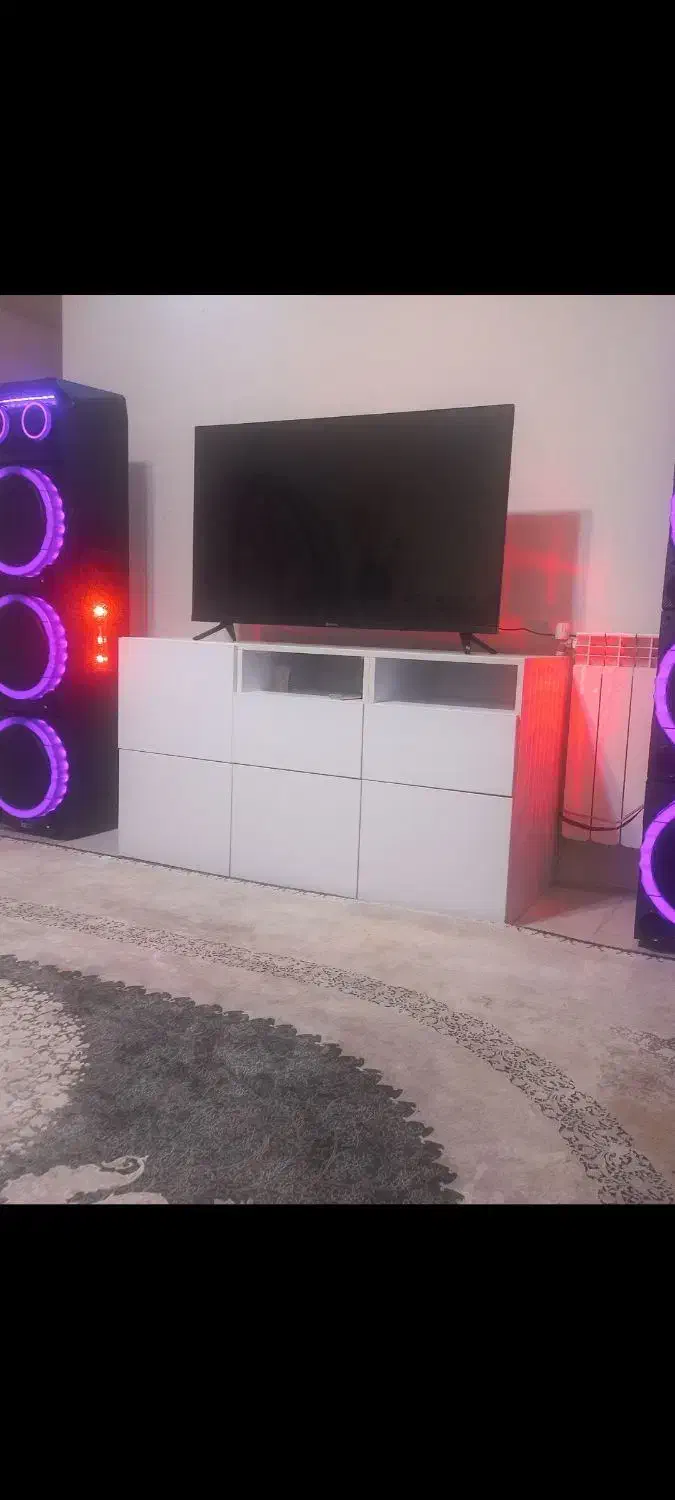 میز تی وی و کتابخانه|کتابخانه، شلف، قفسههای دیواری|پرند, فاز ۵|دیوار