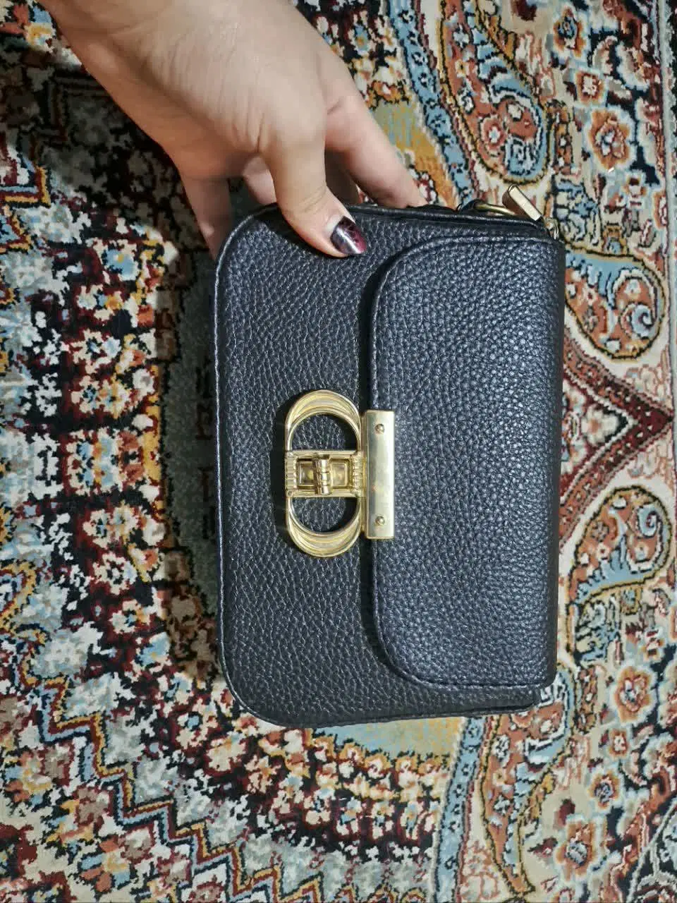 کیف|کیف، کفش، کمربند|اصفهان, اطشاران|دیوار