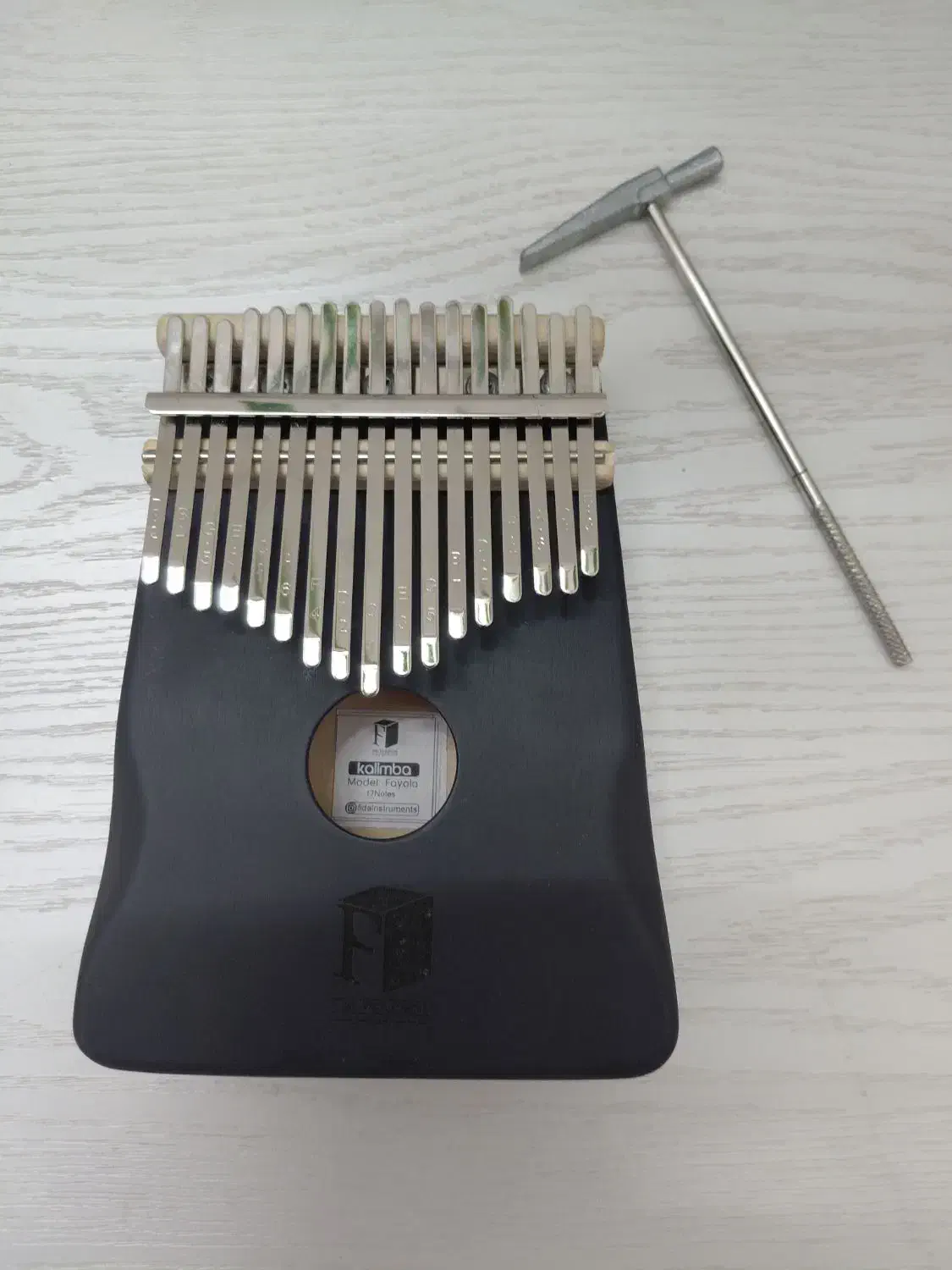 کالیمبا|سازهای سنتی|زاهدان, |دیوار