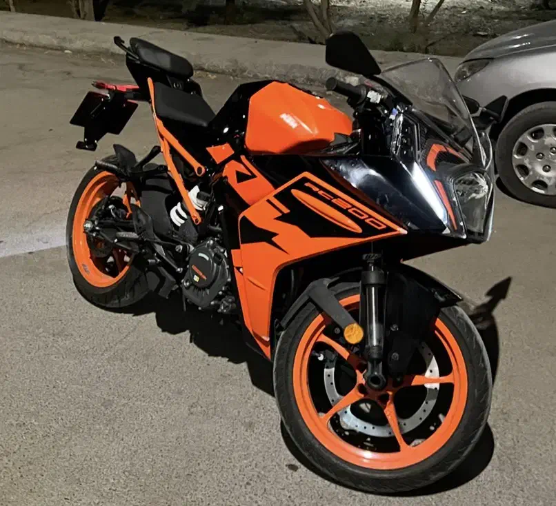 موتور KTM RC200|موتورسیکلت|اصفهان, کوی ولی عصر|دیوار