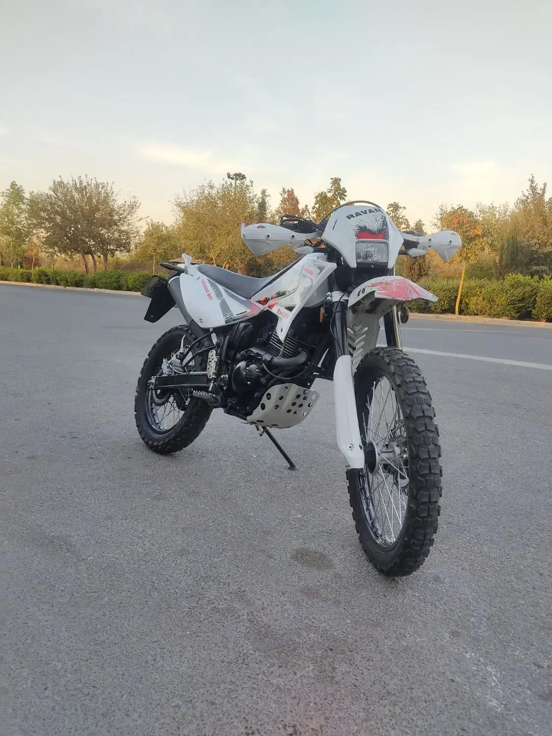 تریل روان ۲۰۰ اصلی qm200 سوزوکی کراس مدل ۱۴۰۱|موتورسیکلت|تهران, صاحب الزمان|دیوار