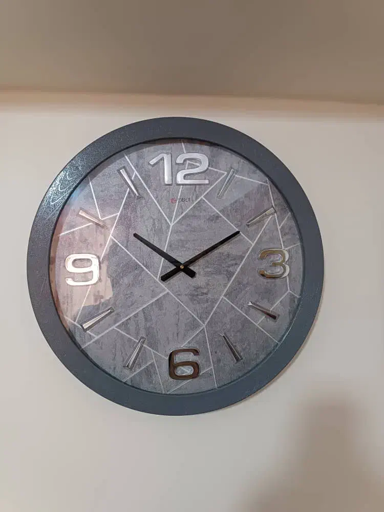 ساعت دیواری نو زیر قیمت|ساعت دیواری و تزئینی|تهران, مطهری|دیوار