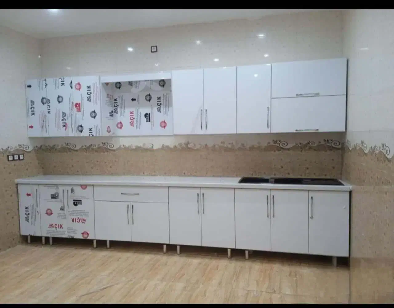 پاکچوب/کابینت هایگلاس براق/هستی یاس036|مصالح و تجهیزات ساختمان|اهواز, کوی باهنر|دیوار