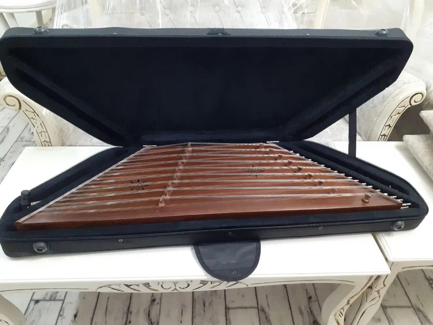 سنتور مارک آرپژ (ساخت استاد فضل الله توکل )|سازهای سنتی|رشت, پل تالشان|دیوار