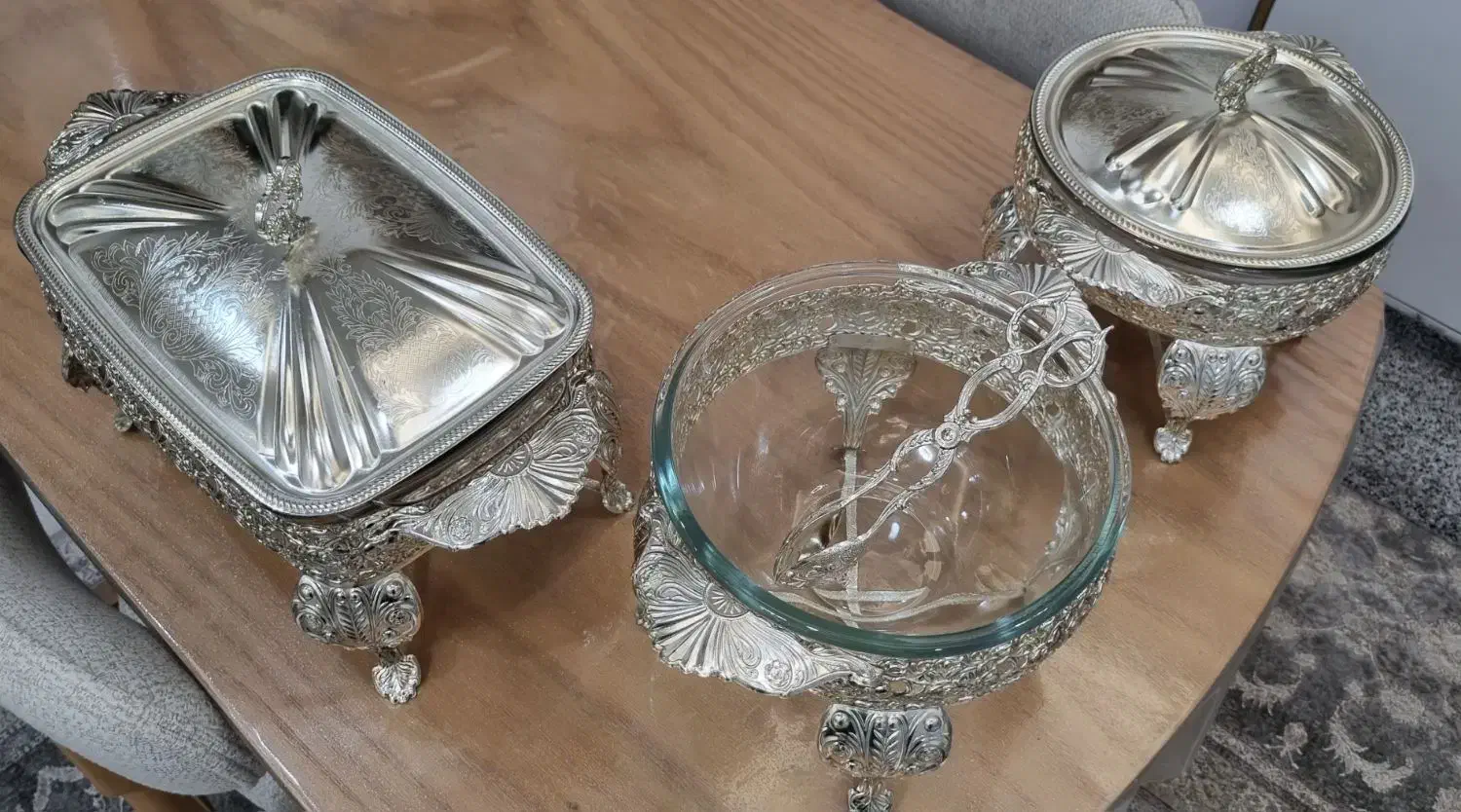 سرویس سوفله خوری|ظروف سرو و پذیرایی|صومعه‌سرا, |دیوار