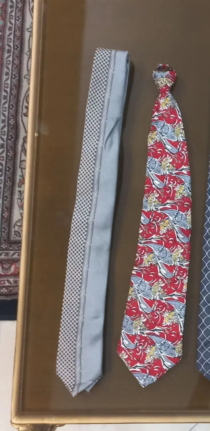 کراوات|کیف، کفش، کمربند|اراک, |دیوار