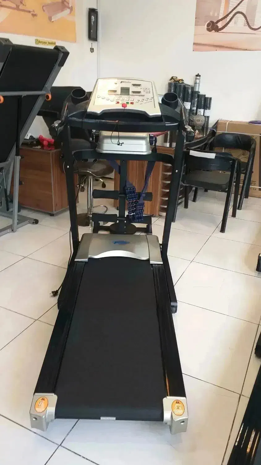 تردمیل چندکاره توروبو ۲۴۰۰(دنیای تردمیل)|تجهیزات ورزشی|تبریز, |دیوار