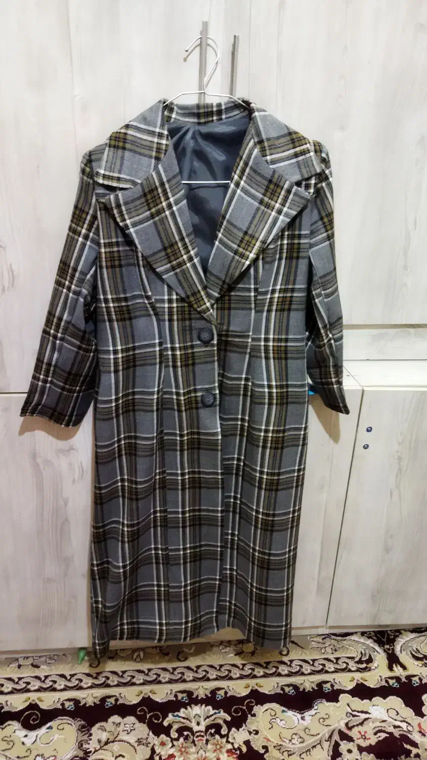 پالتو زنانه|لباس|تربتحیدریه, اندیشه|دیوار