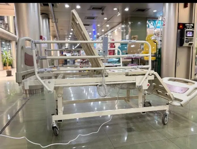 تخت بیمارستانی برقی باتیپ مدل های مختلف ویلچر|آرایشی، بهداشتی، درمانی|تهران, شهرآرا|دیوار
