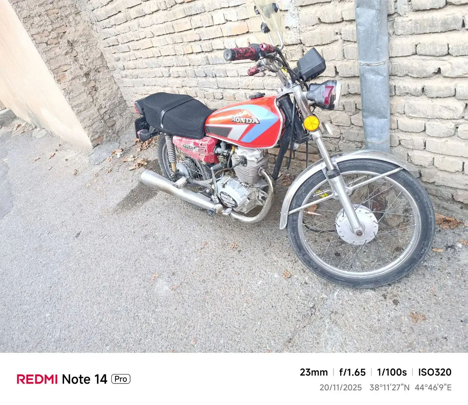 متورسیگیلت هندا|موتورسیکلت|سلماس, |دیوار