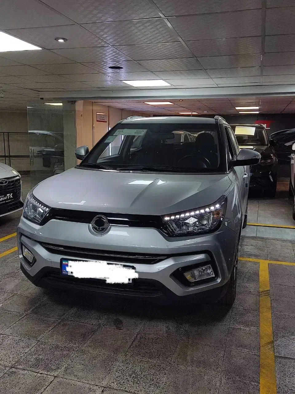 تیوولی آرمور 2018 بیرنگ|خودرو سواری و وانت|تهران, تهرانپارس غربی|دیوار