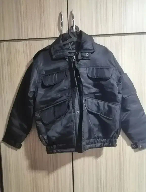 کاپشن نظامی|لباس|دهدشت, |دیوار