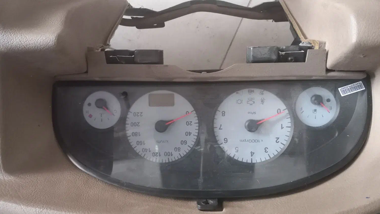 داشبورد کرم پارس و ۴۰۵|قطعات یدکی و لوازم جانبی|کرمان, |دیوار