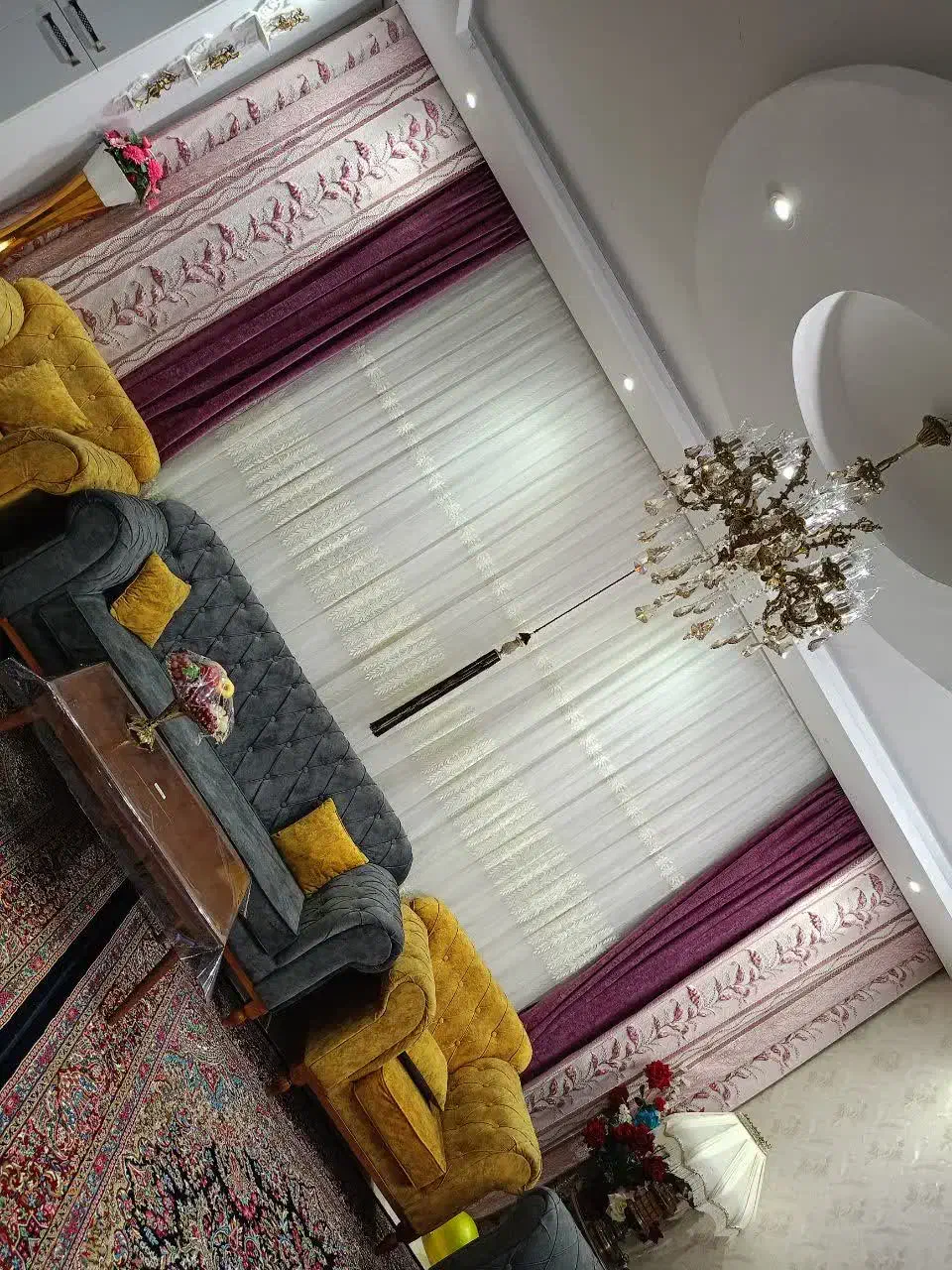 پرده نو|پرده، رانر، رومیزی|مهاجران, |دیوار