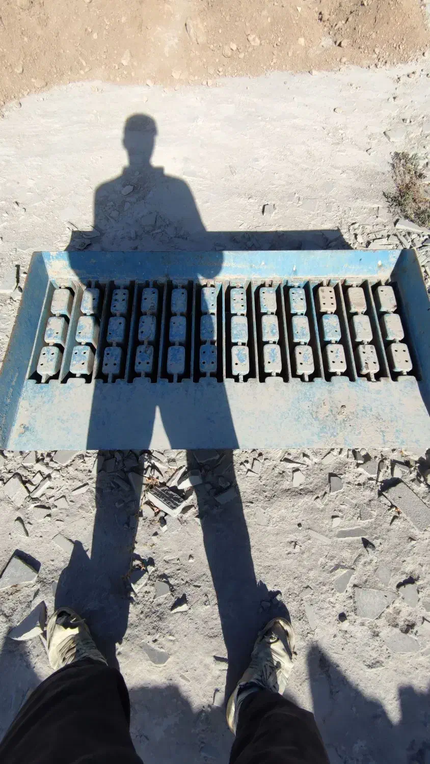 دستگاه بلوک زنی کادونا اصفهان طلا با سه قالب|ماشین‌آلات صنعتی|تبریز, |دیوار