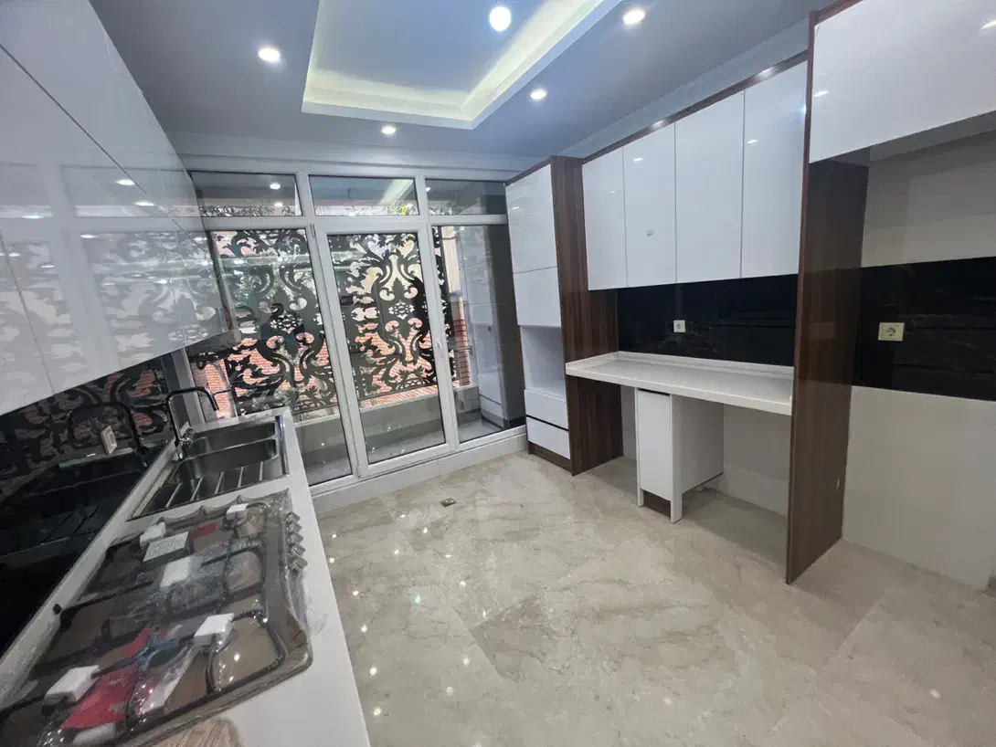 100 متر نوساز دروس