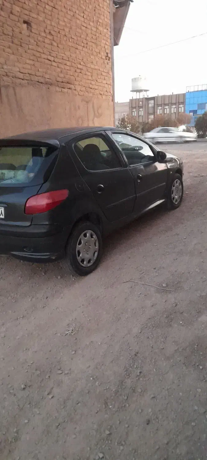 206مدل۸۰ خیلی سالم|خودرو سواری و وانت|فامنین, |دیوار