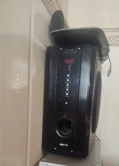 کامپیوتر تر تمیز|رایانه رومیزی|کبودرآهنگ, |دیوار