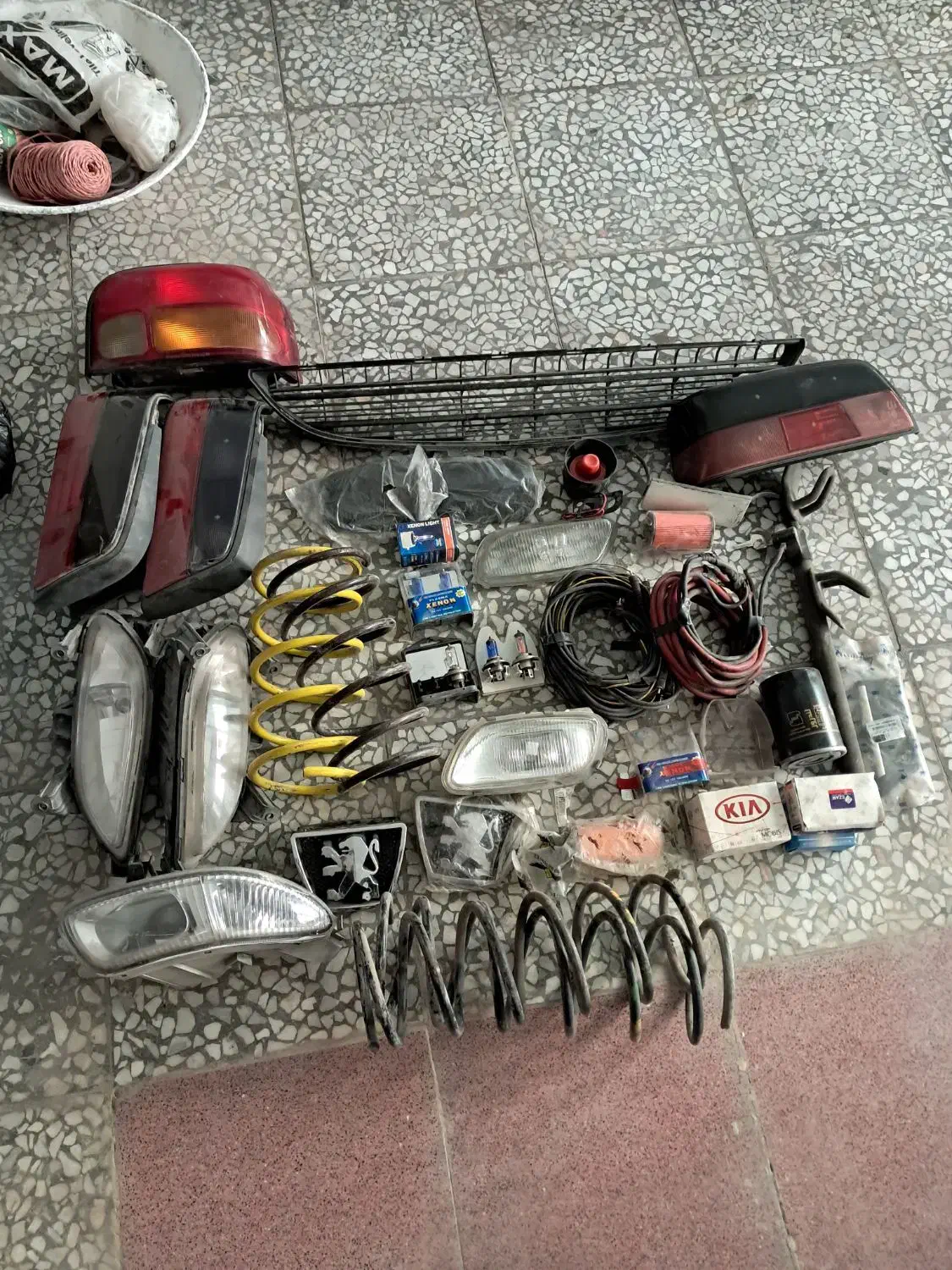 وسایل ماشین|قطعات یدکی و لوازم جانبی|اصفهان, حسین‌آباد|دیوار