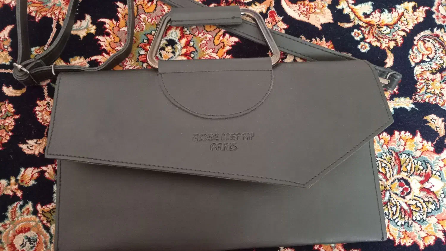 کیف مجلسی|کیف، کفش، کمربند|گلبهار, شهر جدید گلبهار|دیوار