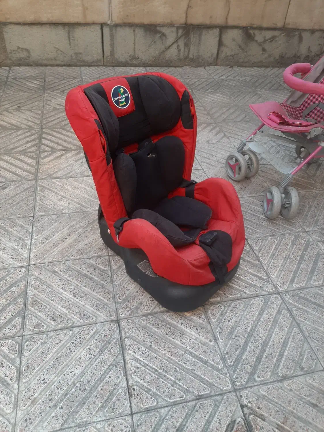 صندلی کودک|تخت و صندلی بچه|خوی, |دیوار