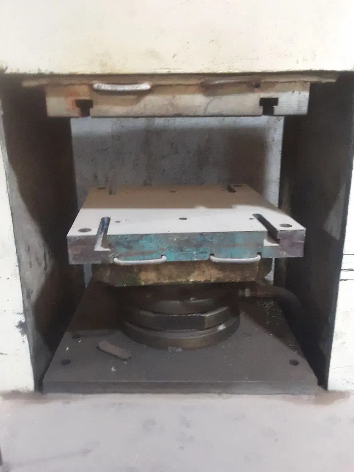 پرس پخت لاستیک|ماشین‌آلات صنعتی|پاکدشت, پاکدشت (مامازند)|دیوار