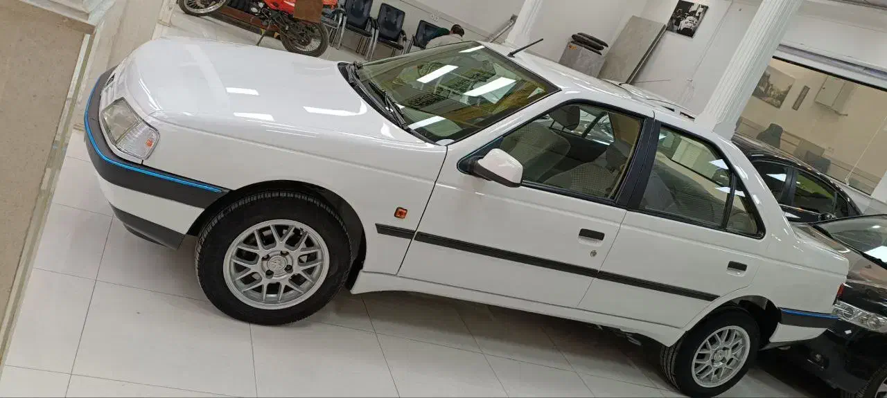 پژو ۴۰۵|خودرو سواری و وانت|تهران, حکیمیه|دیوار