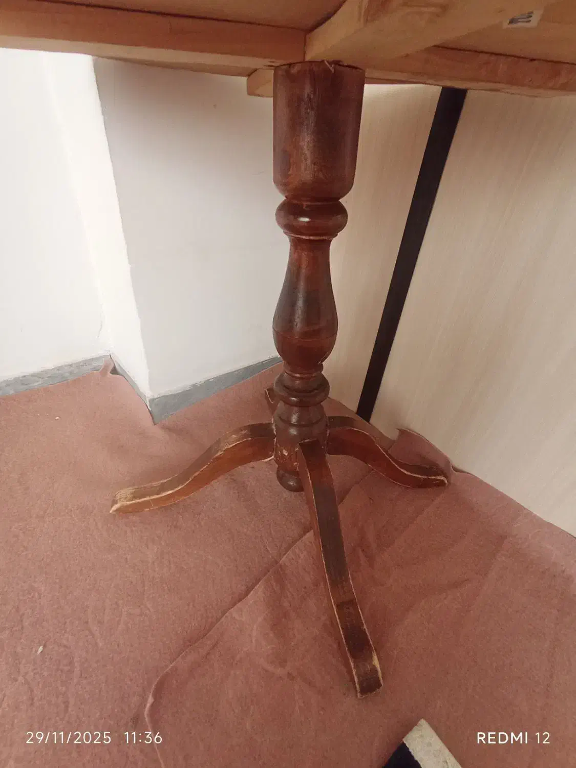 میز چوبی|میز و صندلی غذاخوری|تبریز, |دیوار