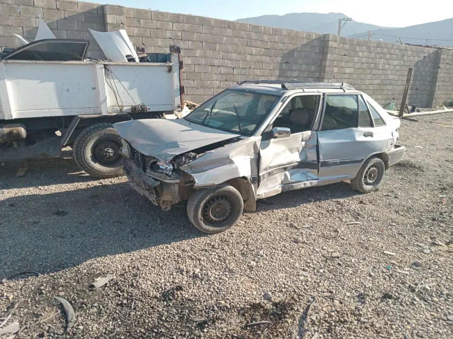 پراید مدل ۸۲ کاربراتور|خودرو سواری و وانت|شهرکرد, |دیوار