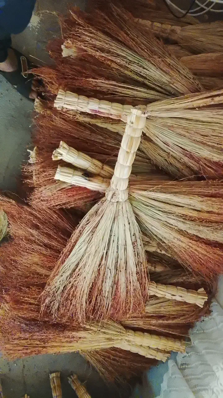 جارو|لوازم نظافت|مراغه, |دیوار