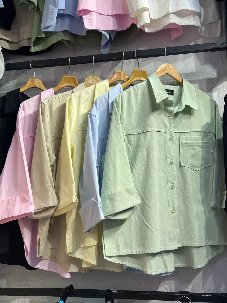 فروشنده خانوم|استخدام بازاریابی و فروش|تهران, بازار|دیوار