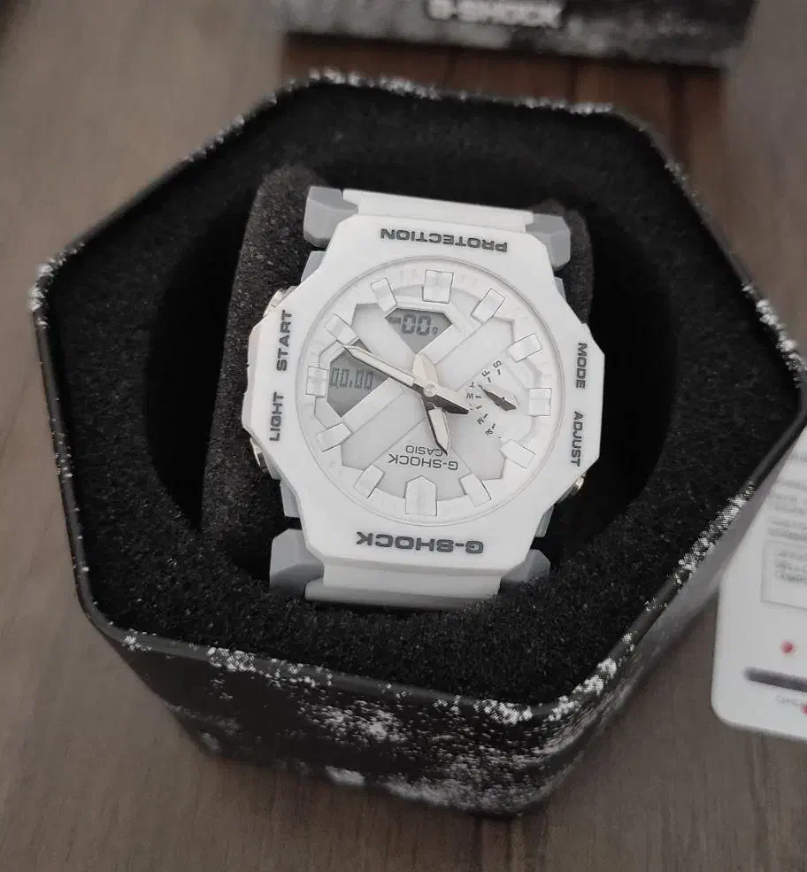 ساعت|ساعت|رشت, گلسار|دیوار